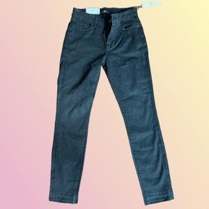 7 for All Mankind Black Super Skinny Short Inseam